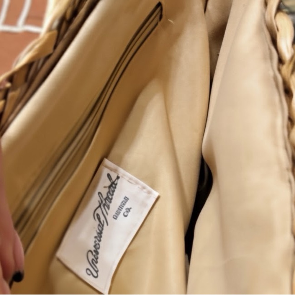 Universal Thread Brown Woven Straw Crossbody Bag - Picture 4 of 4